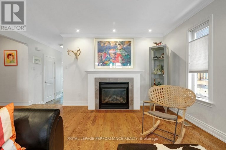 29637319/257-currell-avenue/westborohampton-park/ottawa/ontario/K1Z7J5_5