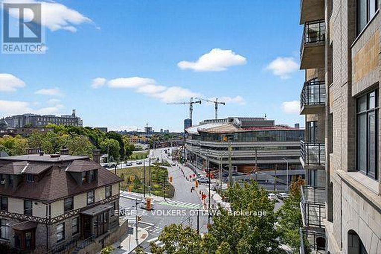 29608372/505-95-bronson-avenue/ottawa-centre/ottawa/ontario/K1R1E2_46