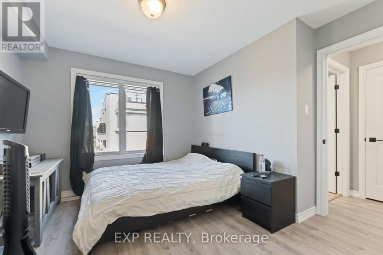29040805/829-mikinak-road/cfb-rockcliffe-and-area/ottawa/ontario/K1K4Z9_34