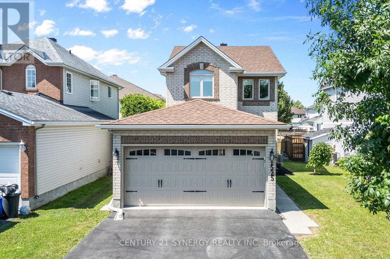 28556678/1525-senateurs-way/fallingbrookpineridge/ottawa/ontario/K4A4A3_1