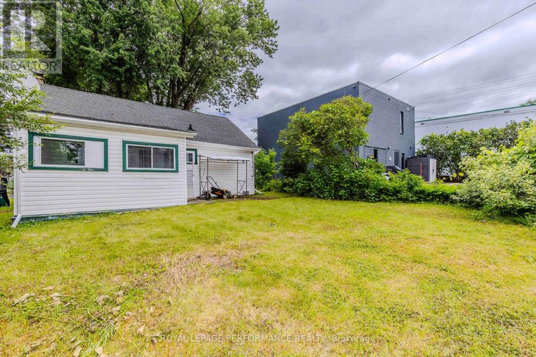 29320189/98-boyce-avenue/britannia/ottawa/ontario/K2B6J2_27