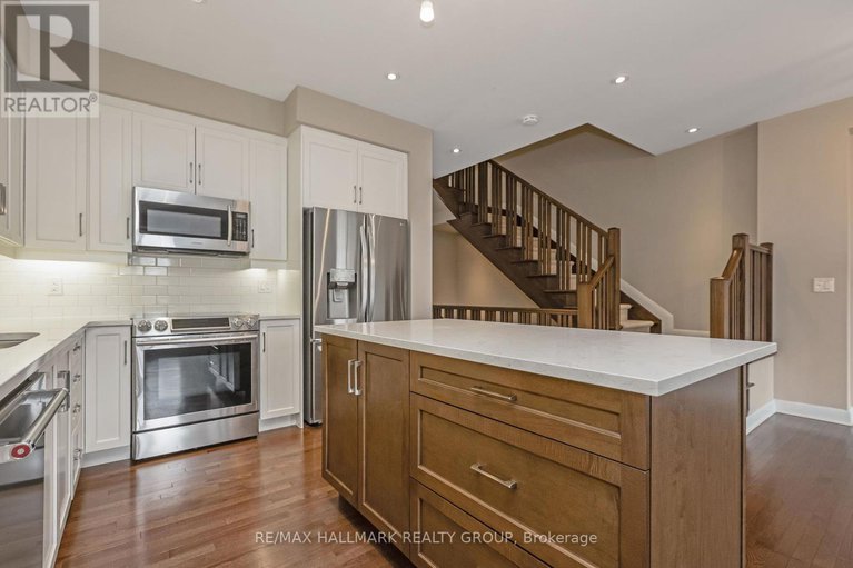 28386376/454-kilspindie-ridge/stonebridge/ottawa/ontario/K2J5M8_13