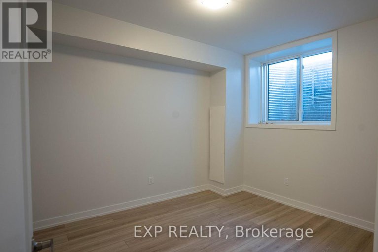 29404644/236-woodroffe-avenue-n/woodroffe/ottawa/ontario/K2A3V4_18