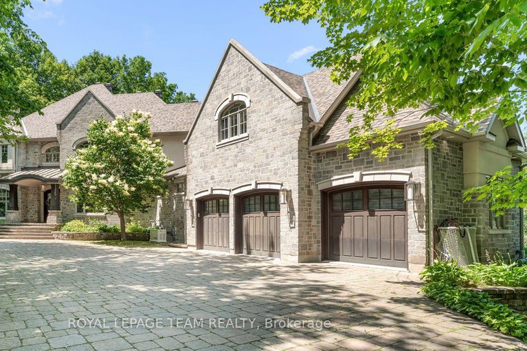 28532600/33-marchbrook-circle/rural-kanata-central/ottawa/ontario/K2W1A1_3