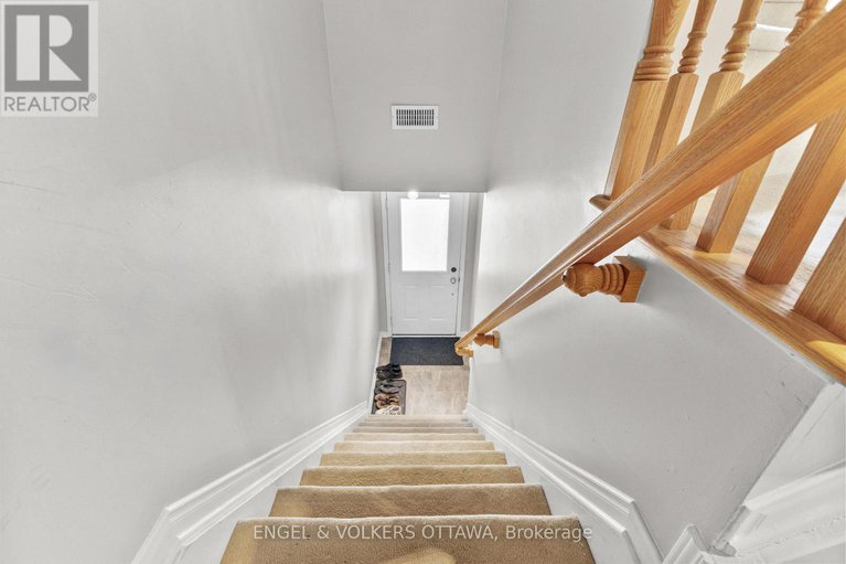 28661212/213-314-tivoli-private/merivale-industrial-parkcitiplace/ottawa/ontario/K2E0A6_2