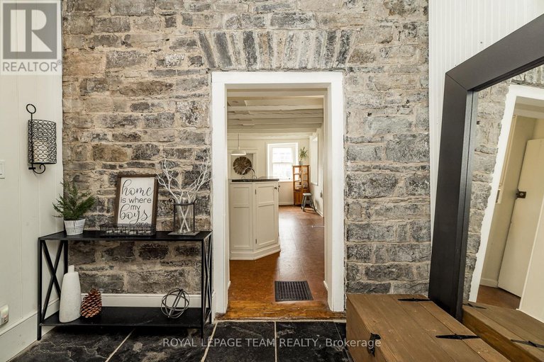 29267382/492-river-road/mississippi-mills-ramsay-twp/mississippi-mills/ontario/K0A1A0_10