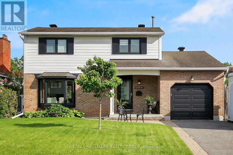 28610076/1352-baden-avenue/emerald-woodssawmill-creek/ottawa/ontario/K1T1V7_1