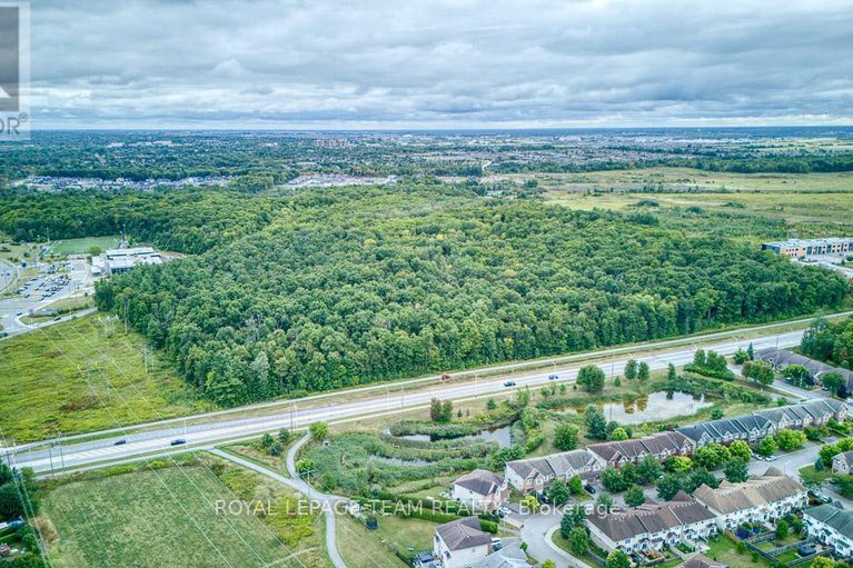 28808574/292-forestbrook-street/morgans-grantsouth-march/ottawa/ontario/K2K0B9_42
