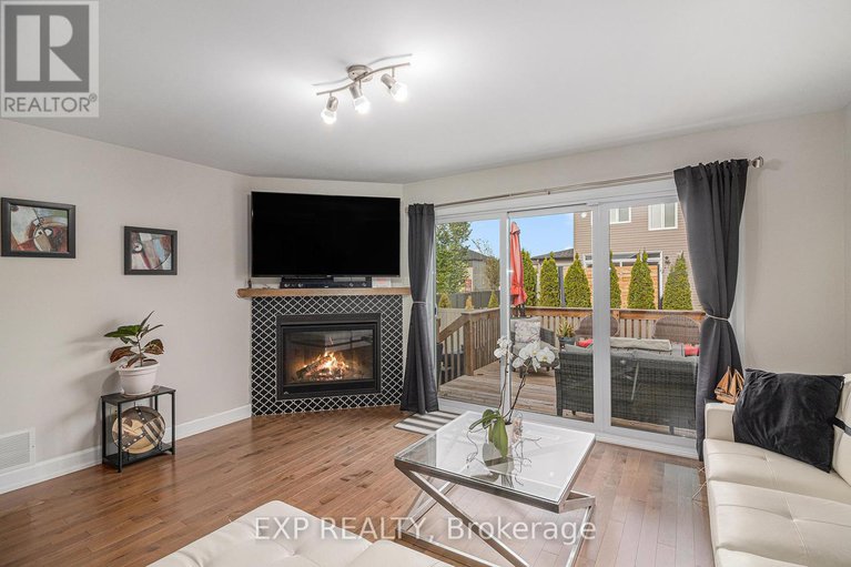 28752697/701-azure-street/russell-twp/russell/ontario/K4R0E5_6