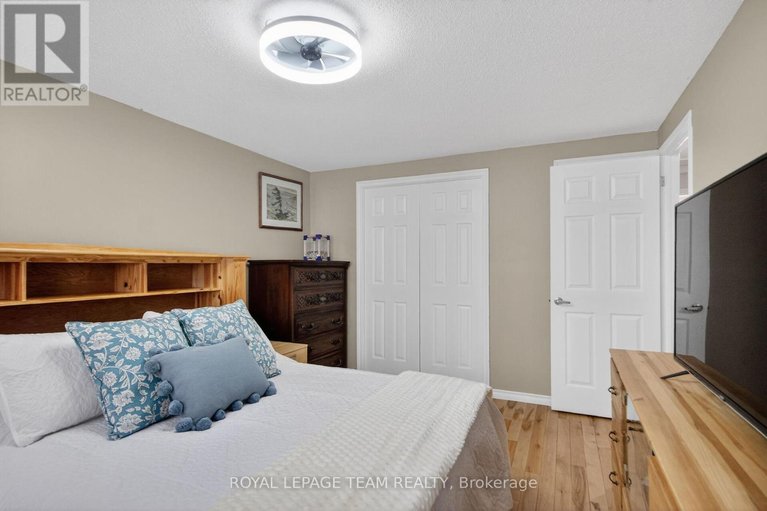 29684608/14-19-trafford-lane-w/on-the-green/ottawa/ontario/K2J1X6_27