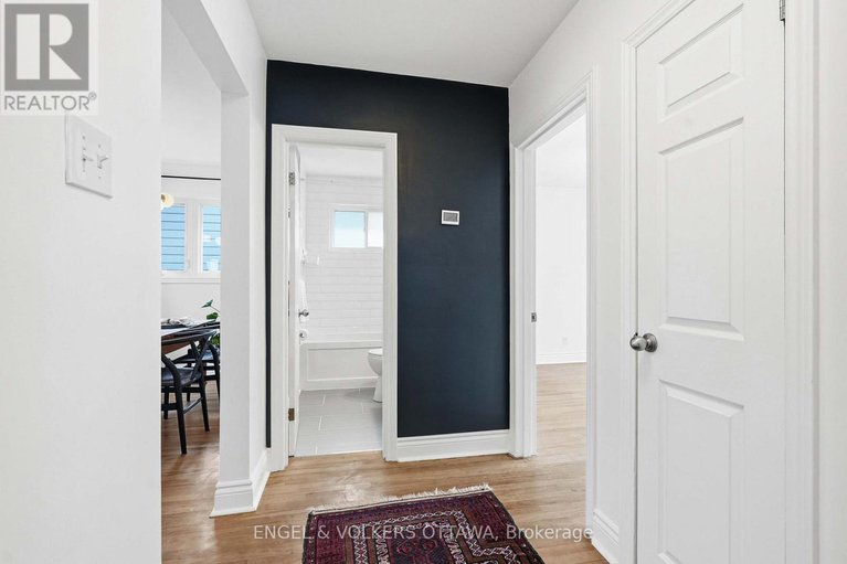 29105494/1260-henry-farm-drive/copeland-park/ottawa/ontario/K2C2E2_15