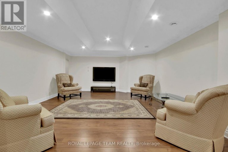 29679096/5591-manotick-main-street/manotick-village-manotick-estates/ottawa/ontario/K4M1A4_34