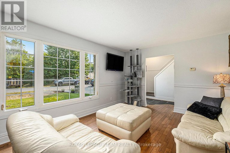 28708364/32-butterwick-street/munster/ottawa/ontario/K0A3P0_3
