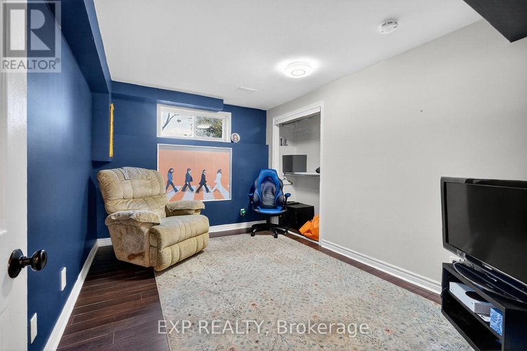 29690360/544-loucks-drive/village-of-russell/russell/ontario/K4R1B6_34