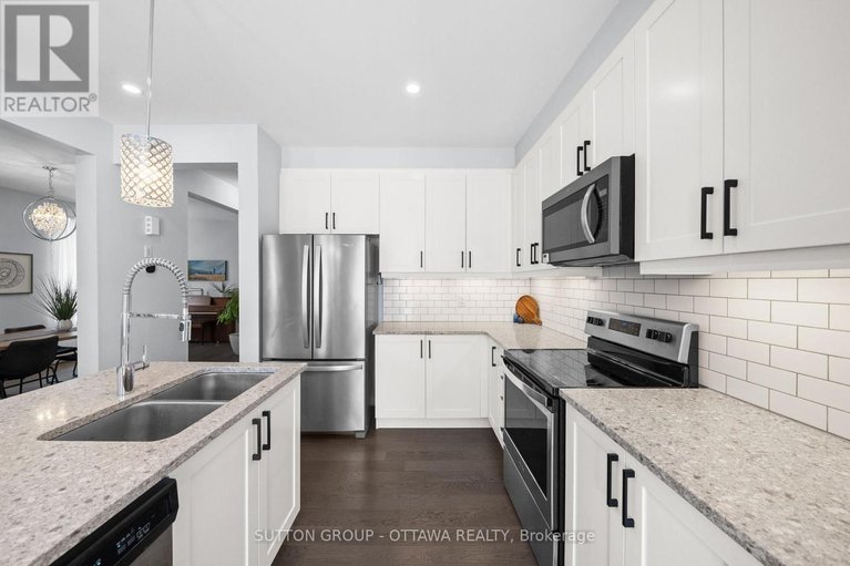 29576737/1013-manege-street/stittsville-south/ottawa/ontario/K2S0Y8_11