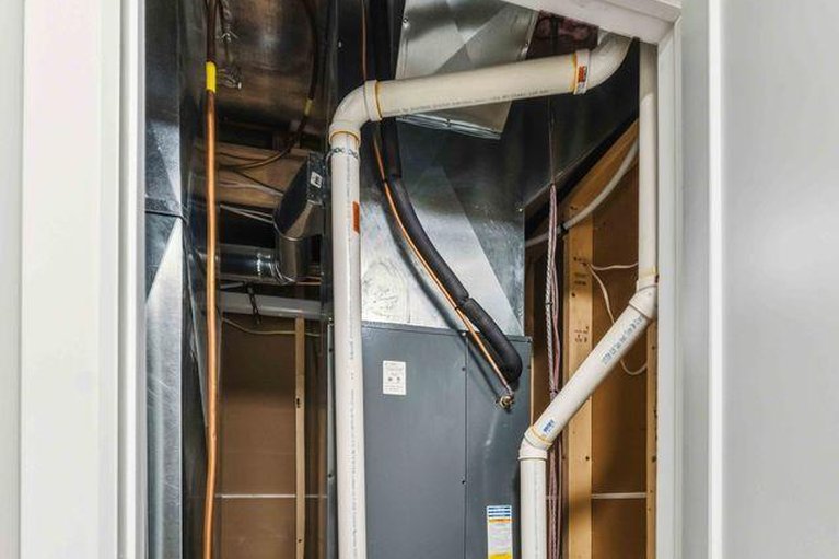 29637007/937-falaise-road/carleton-heights/ottawa/ontario/K2C0M1_36