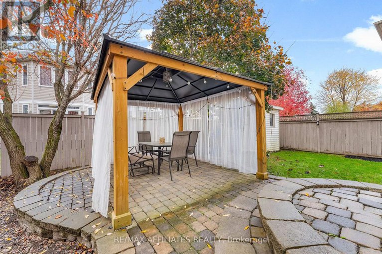 29043621/34-catterick-crescent/morgans-grantsouth-march/ottawa/ontario/K2K3M5_40