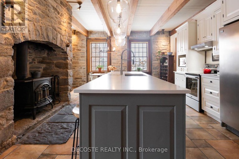 29396698/21831-conc-2-road/south-glengarry-lancaster-twp/south-glengarry/ontario/K0C1E0_14