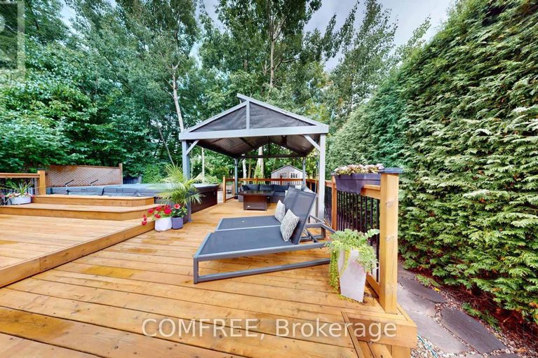 28737976/70-sirocco-crescent/stittsville-north/ottawa/ontario/K2S2C8_38