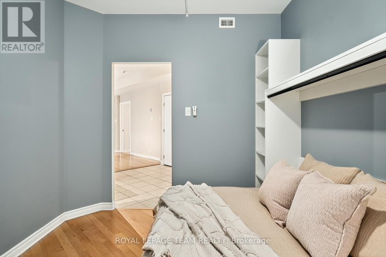 29430008/230-205-bolton-street/lower-townbyward-market/ottawa/ontario/K1N1K7_9