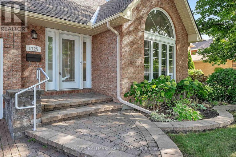 28845636/1725-autumn-ridge-drive/chapel-hill/ottawa/ontario/K1C6Z1_4