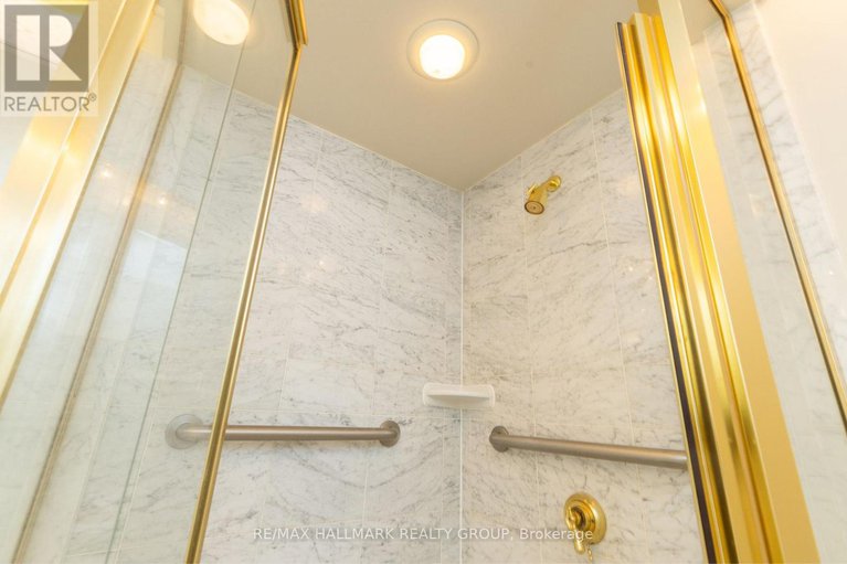 28409845/2403-1480-riverside-drive/riverview-park/ottawa/ontario/K1G5H2_15