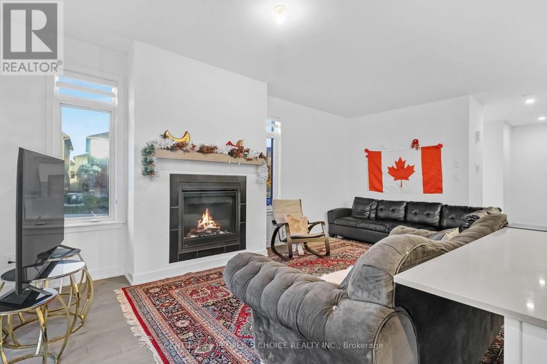 29070201/300-makobe-lane/riverside-southgloucester-glen/ottawa/ontario/K4M0L9_11