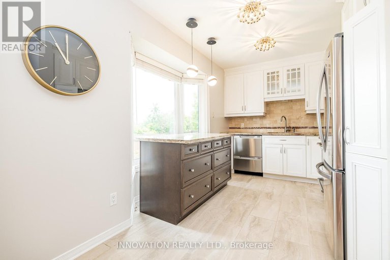28489551/2751-massicotte-lane/emerald-woodssawmill-creek/ottawa/ontario/K1T3G9_11