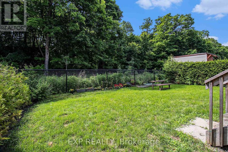 28485972/179-avro-circle/cfb-rockcliffe-and-area/ottawa/ontario/K1K4Y9_36