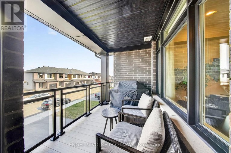 29646069/1764-crux-road/mer-bleuebradley-estatesanderson-park/ottawa/ontario/K1W0W7_23