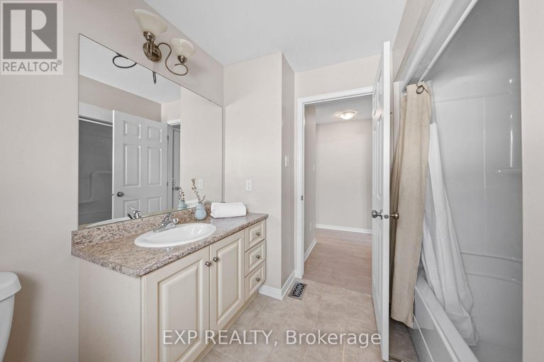 29385318/117-joshua-street/mer-bleuebradley-estatesanderson-park/ottawa/ontario/K1W0A4_31