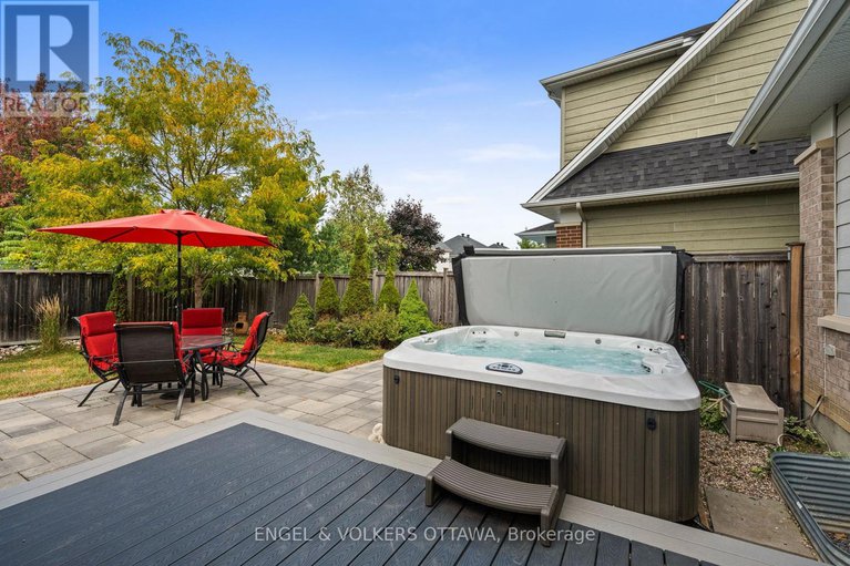 28926849/511-erinwoods-circle/stonebridge/ottawa/ontario/K2J5M5_43