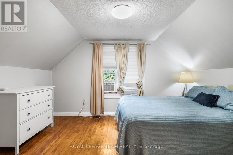28782909/158-anna-avenue/carlington/ottawa/ontario/K1Z7V2_26