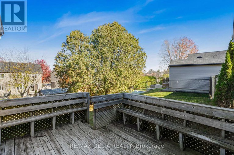 29050096/870-chapman-street/town-of-rockland/clarence-rockland/ontario/K4K1E6_5