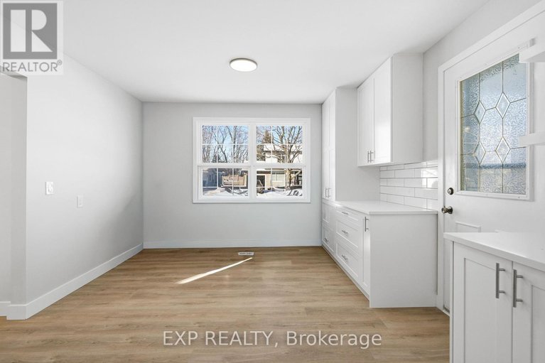 29533055/2158-fillmore-crescent/beacon-hill-north/ottawa/ontario/K1J6A4_12