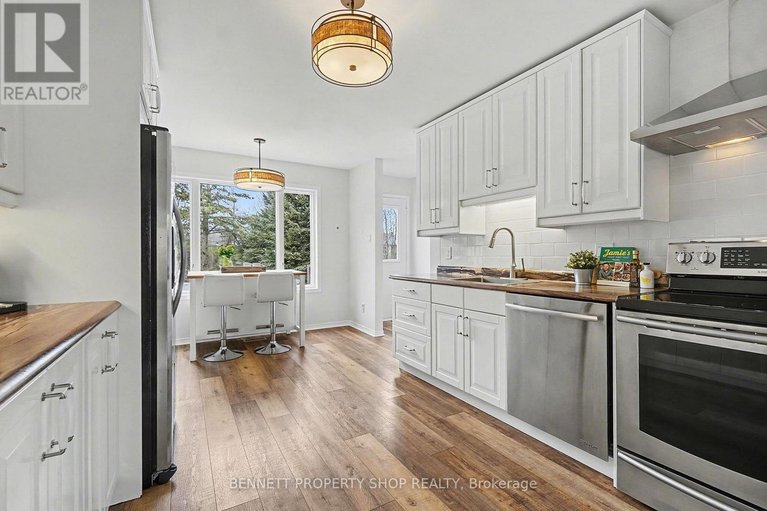 29480863/1262-rousseau-crescent/greely/ottawa/ontario/K4P1B3_12