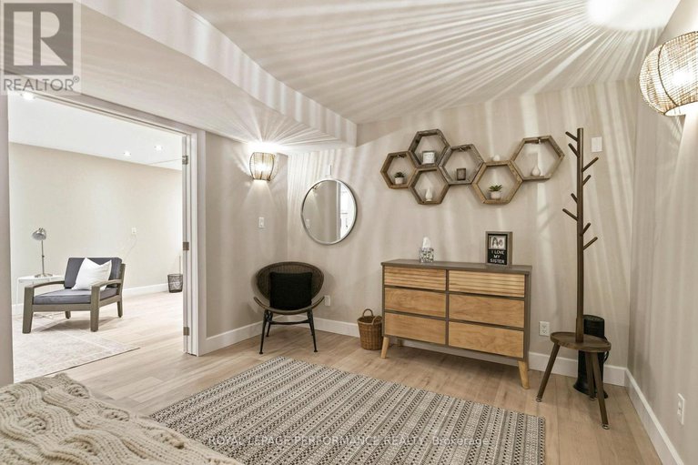 29401324/18537-stonehouse-point-road/south-glengarry-charlottenburgh-twp/south-glengarry/ontario/K6H5R5_40