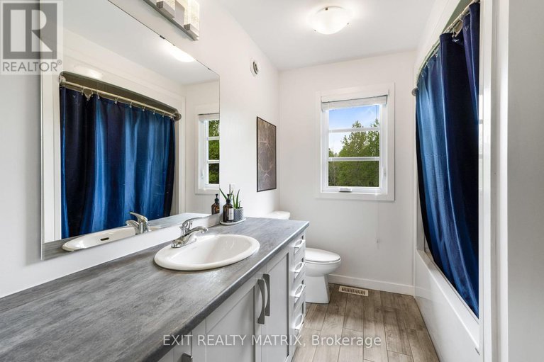 28350119/1463-vinette-road/clarencerockland-twp/clarence-rockland/ontario/K0A1N0_25