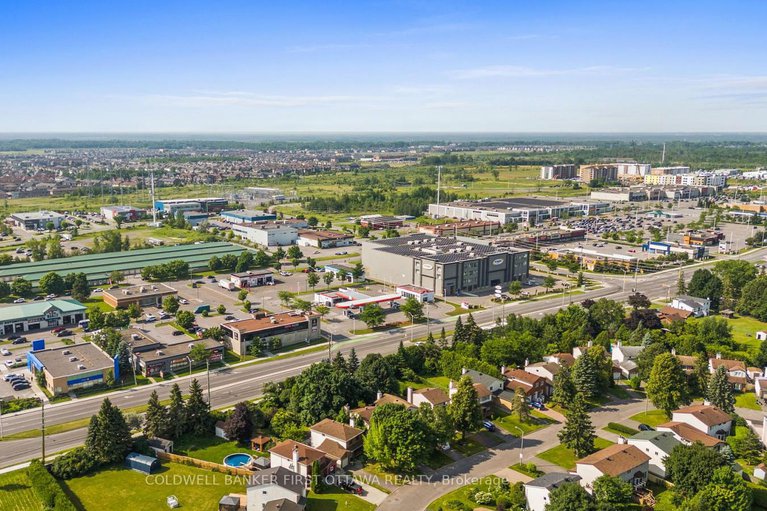 28796380/1883-des-prairies-avenue/queenswood-heights-south/ottawa/ontario/K1E2R5_46
