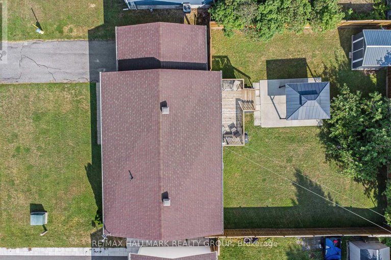 28846861/945-belvedere-avenue/town-of-rockland/clarence-rockland/ontario/K4K1H3_27