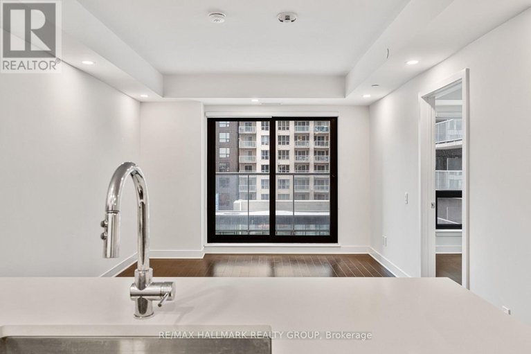 29473369/409-180-george-street/lower-townbyward-market/ottawa/ontario/K1N0G8_10