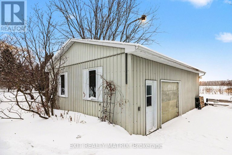 29355184/1320-ste-marie-road/embrun/russell/ontario/K0A1W0_34