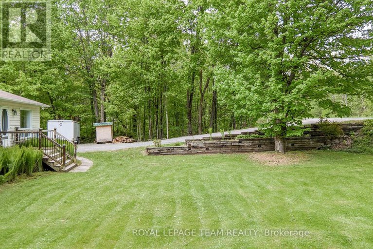 28363594/285-drummond-11-concession/drummond-n-elmsley-drummond-twp/drummondnorth-elmsley/ontario/K7C0C5_10