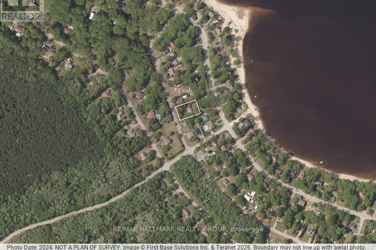 29683864/244-baldwin-street/constance-bay/ottawa/ontario/K0A3M0_33