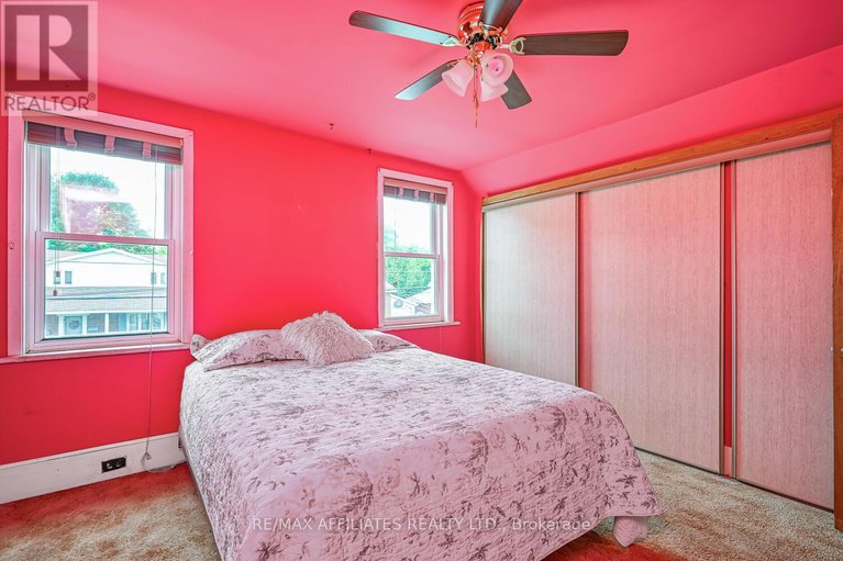 28498244/11-merrick-street/smiths-falls/smiths-falls/ontario/K7A4R2_26
