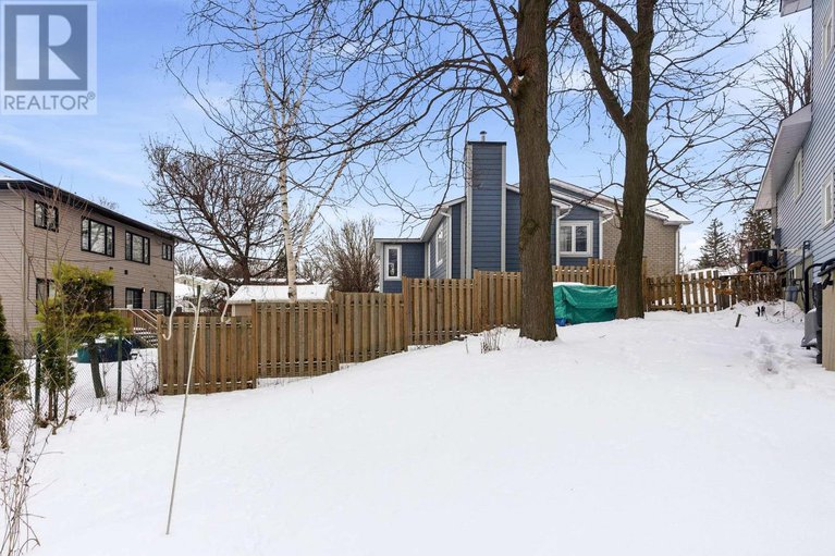 29255403/851-rob-roy-avenue/queensway-terrace-north/ottawa/ontario/K2B8S6_23