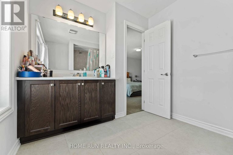 29481874/2084-leinster-circle/stittsville-north/ottawa/ontario/K2S2Z5_19