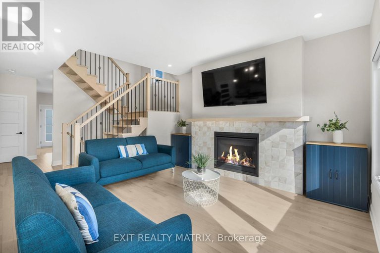 28493432/461-aurora-street/russell-twp/russell/ontario/K4R0L3_12