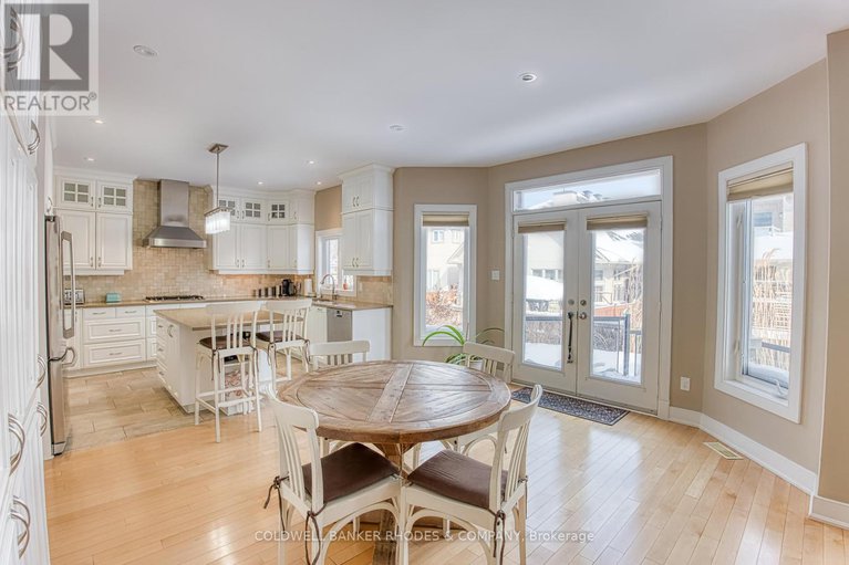 28056473/241-madhu-crescent/mooneys-bay/ottawa/ontario/K2C4J2_8