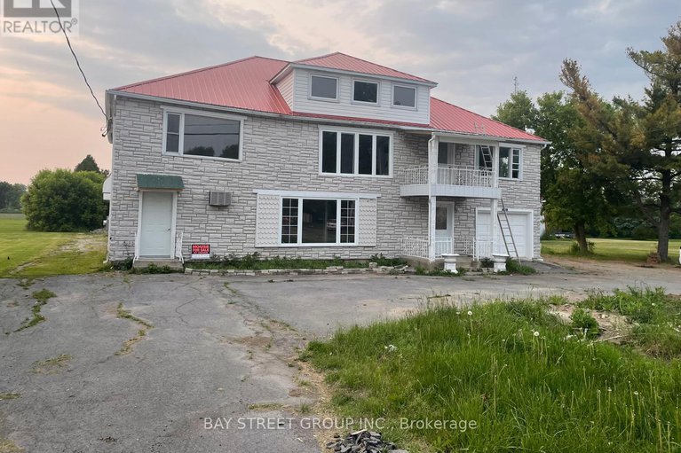 28580296/21127-concession-5-road/south-glengarry-lancaster-twp/south-glengarry/ontario/K0X1N0_2